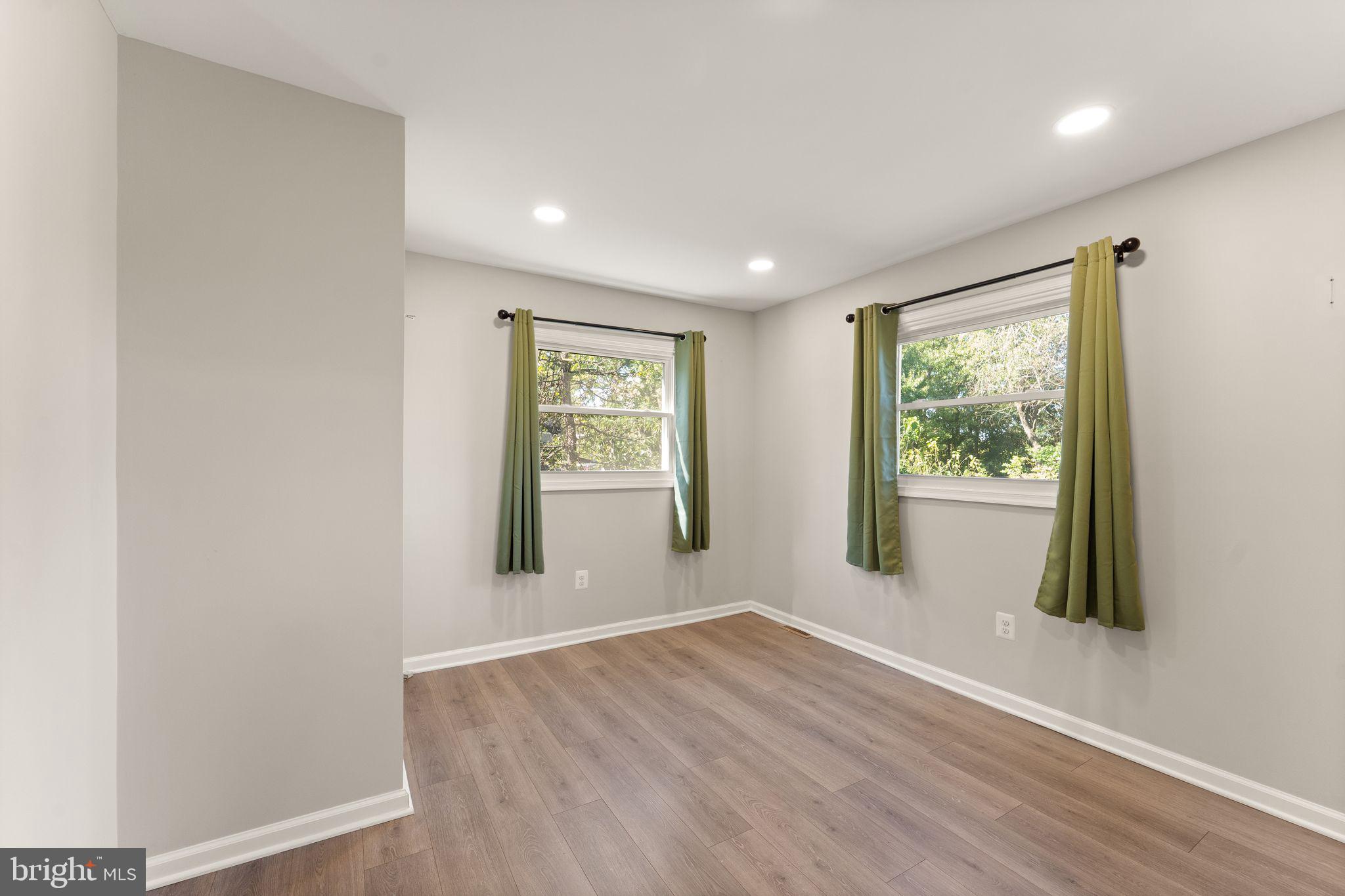 7526 Alleghany Road Manassas, VA 20111 - Photo 22 of 59 Main Level bedroom