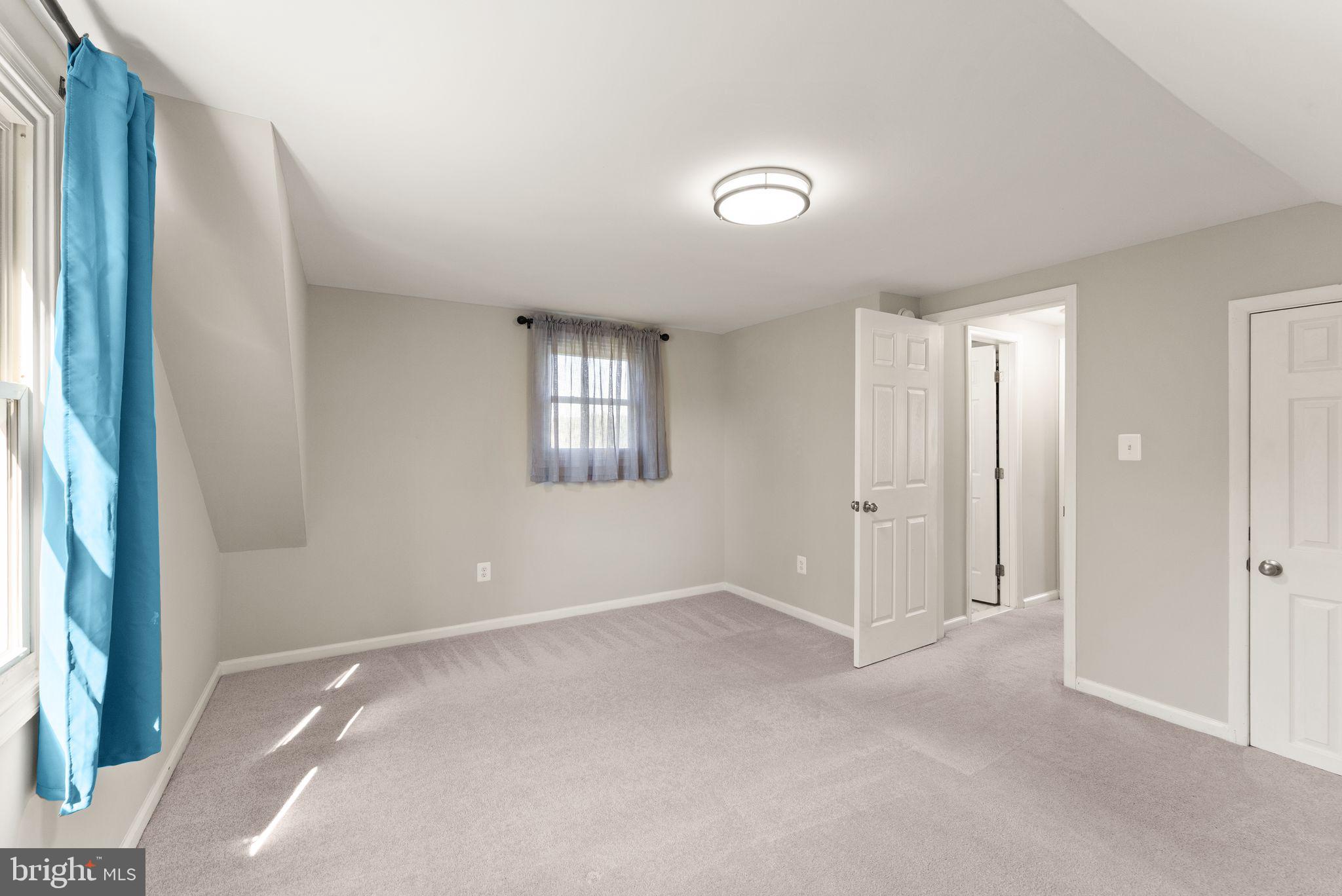 7526 Alleghany Road Manassas, VA 20111 - Photo 28 of 59 Upstairs bedroom 2