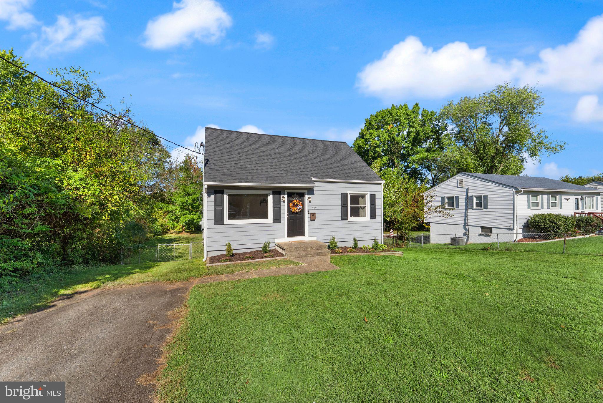 7526 Alleghany Road Manassas, VA 20111 - Photo 3 of 59 Gallery Image 3
