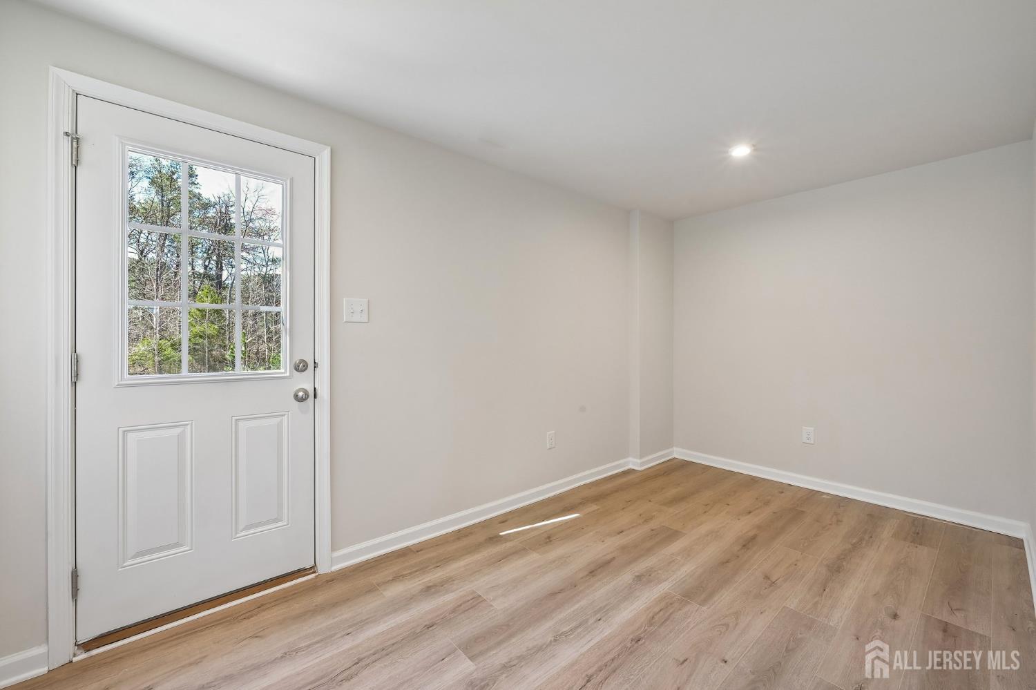 60 Rowand Way East Clementon, NJ 08021 - Photo 6 of 23