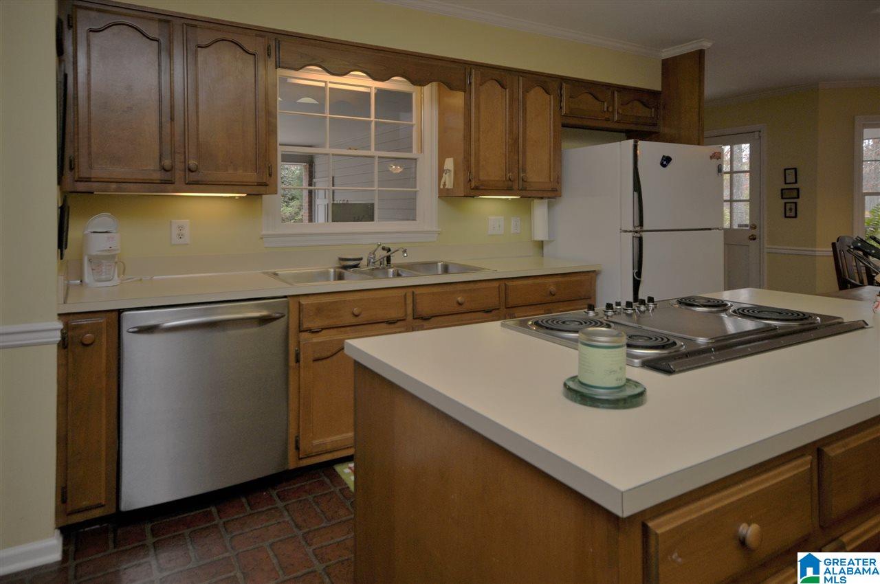 4690 Caldwell Mill Road Birmingham, AL 35243 - Photo 7 of 44