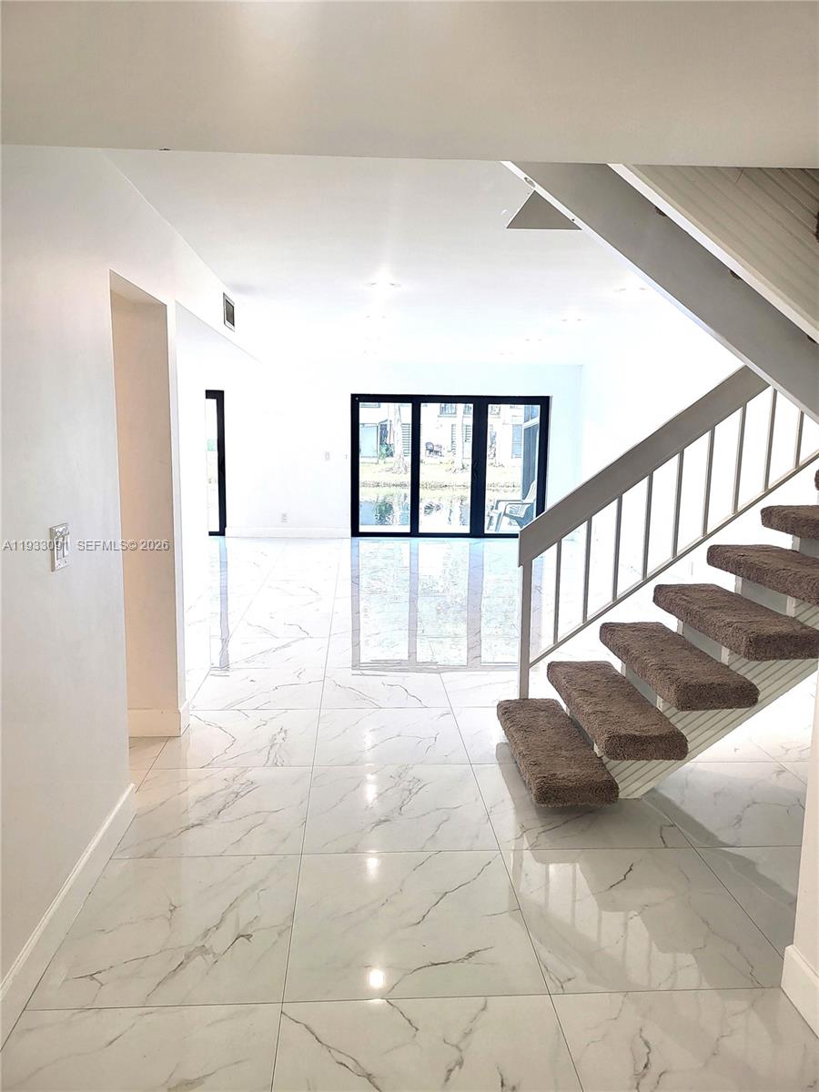 9723 North New River Canal Road, Unit 416 Plantation, FL 33324 - Photo 12 of 51