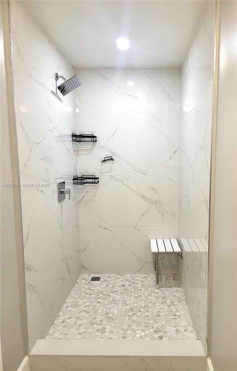 9723 North New River Canal Road, Unit 416 Plantation, FL 33324 - Photo 25 of 51