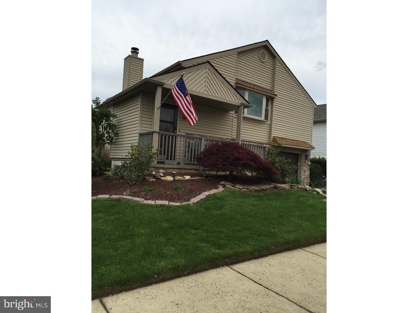 15212 Wayside Road Philadelphia, PA 19116 - Photo 2 of 25 Exterior Side