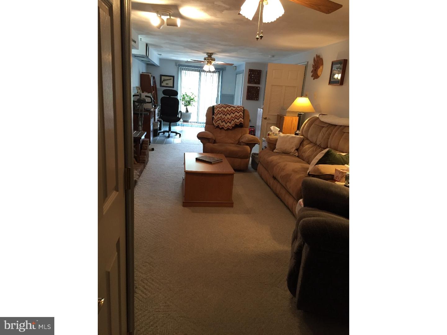 15212 Wayside Road Philadelphia, PA 19116 - Photo 21 of 25 Family Room