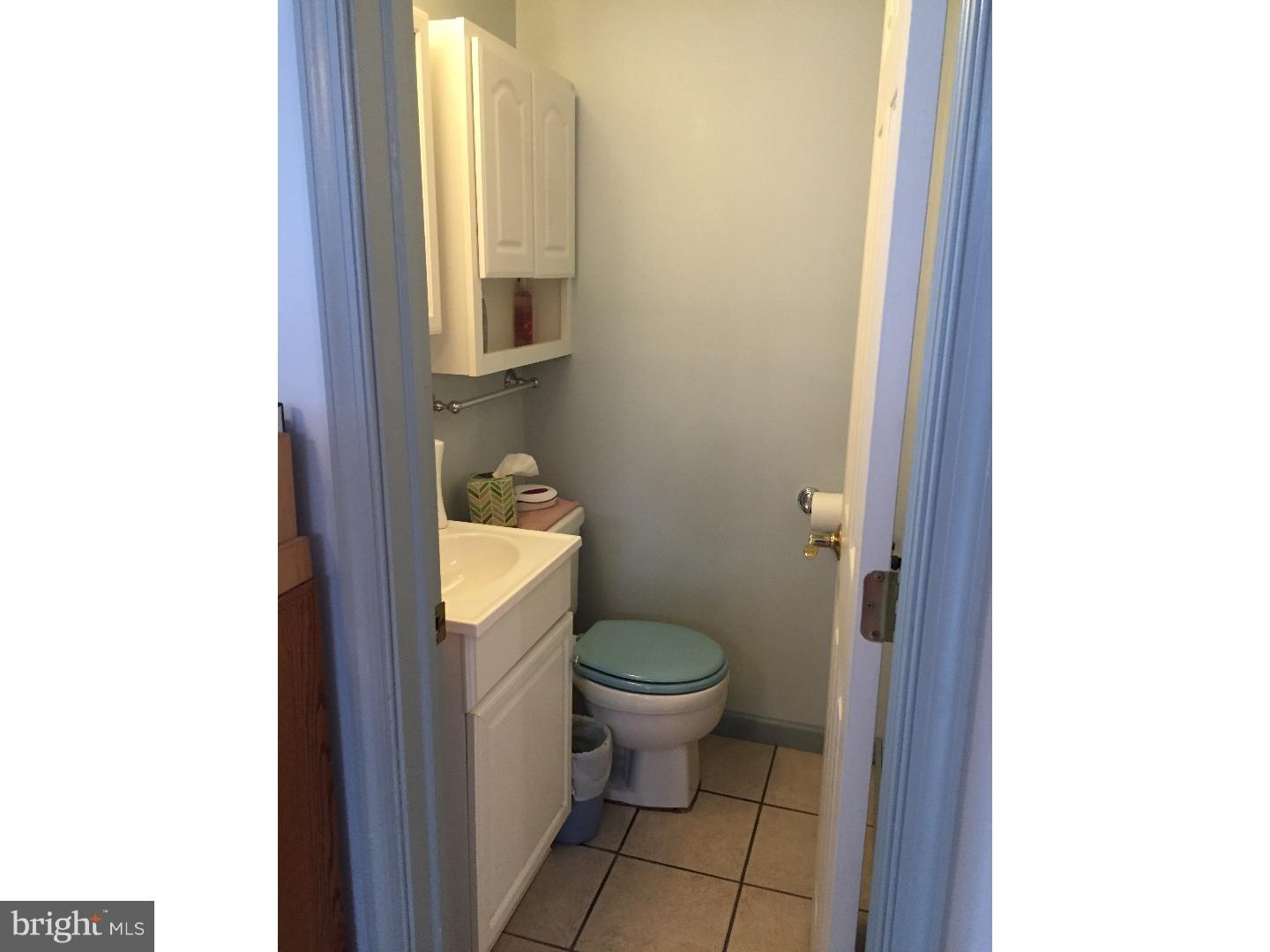 15212 Wayside Road Philadelphia, PA 19116 - Photo 24 of 25 Half Bath