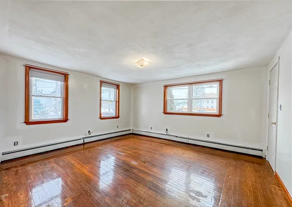 $2,000 | 117 Central Street, Unit 1, Peabody, MA 01960