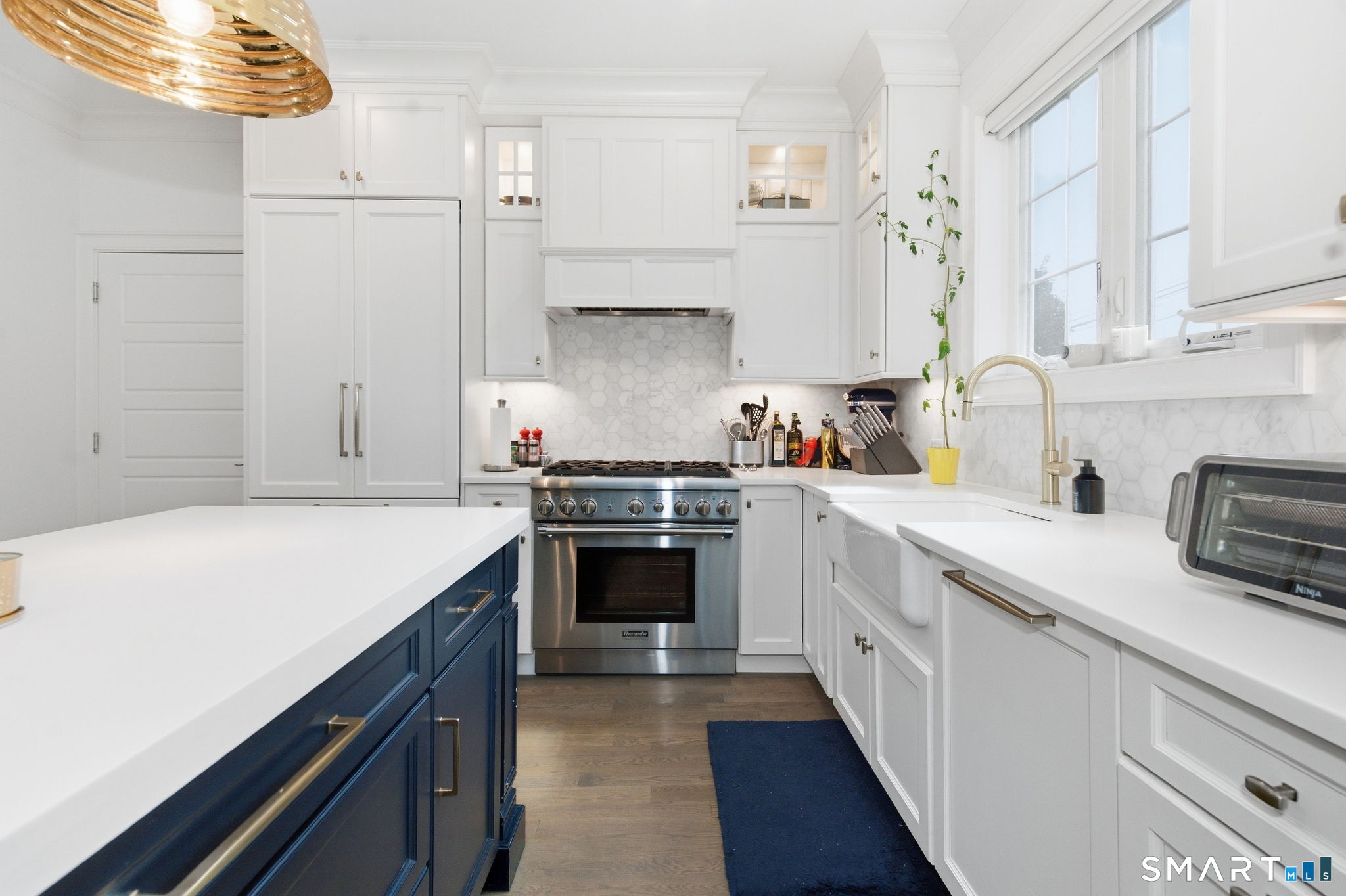 159 Colonial Road, Unit 23 Stamford, CT 06906 - Photo 12 of 38 Gallery Image 12