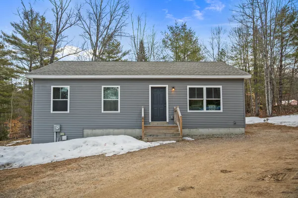 $395,000 | 6 Oak Woods Drive, Hiram, ME 04041