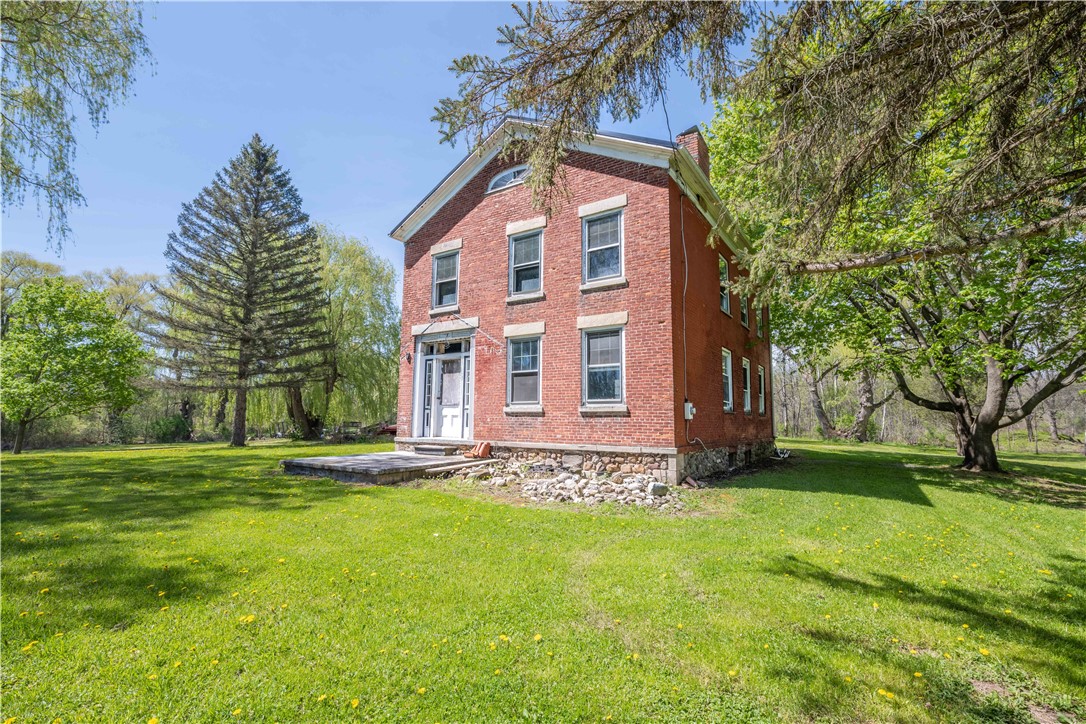 1694 Payne Road Farmington, NY 14425 - Photo 2 of 24