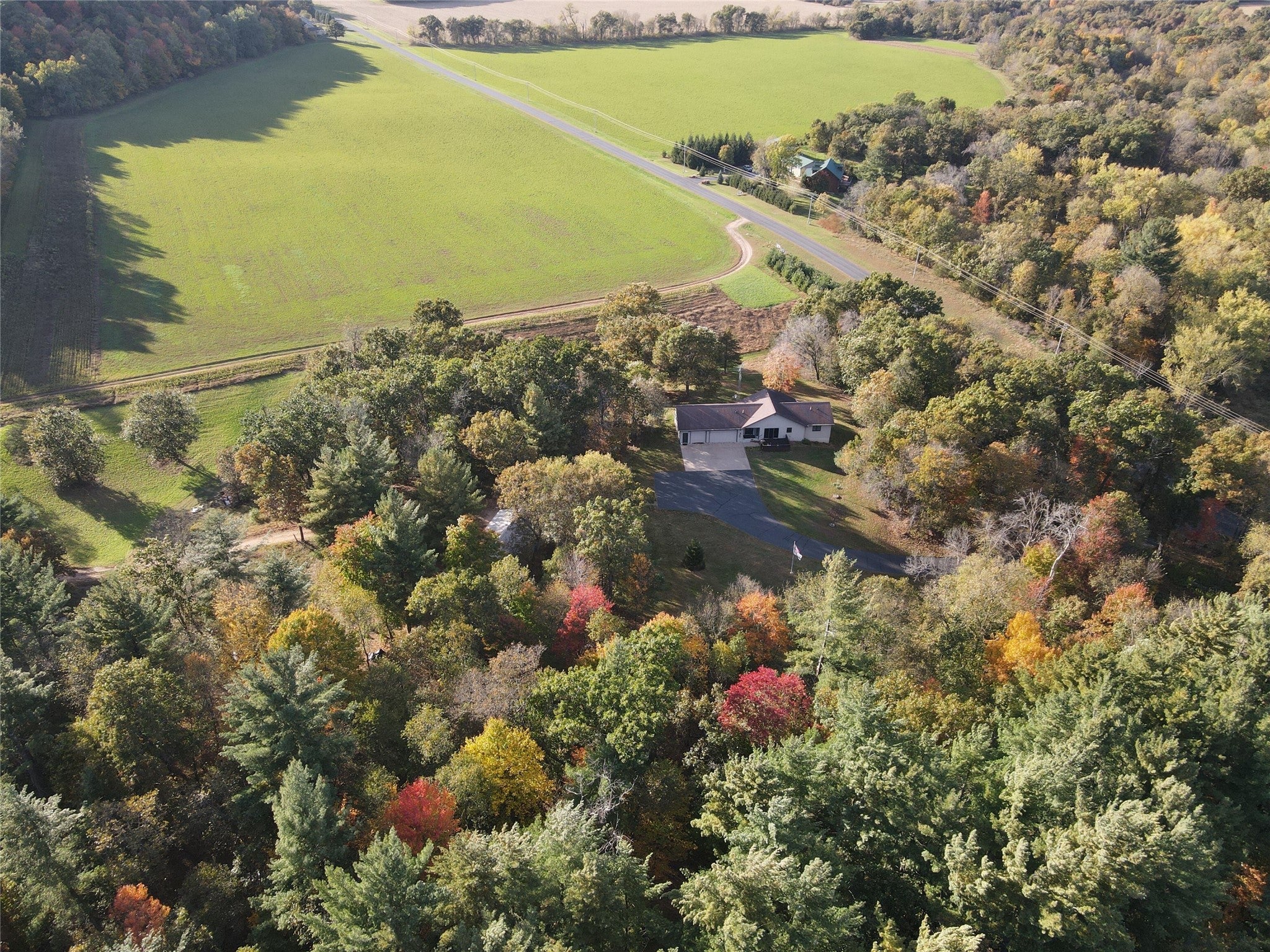 W2089 Spring Creek Road Durand, WI 54736 - Photo 10 of 43 Gallery Image 10