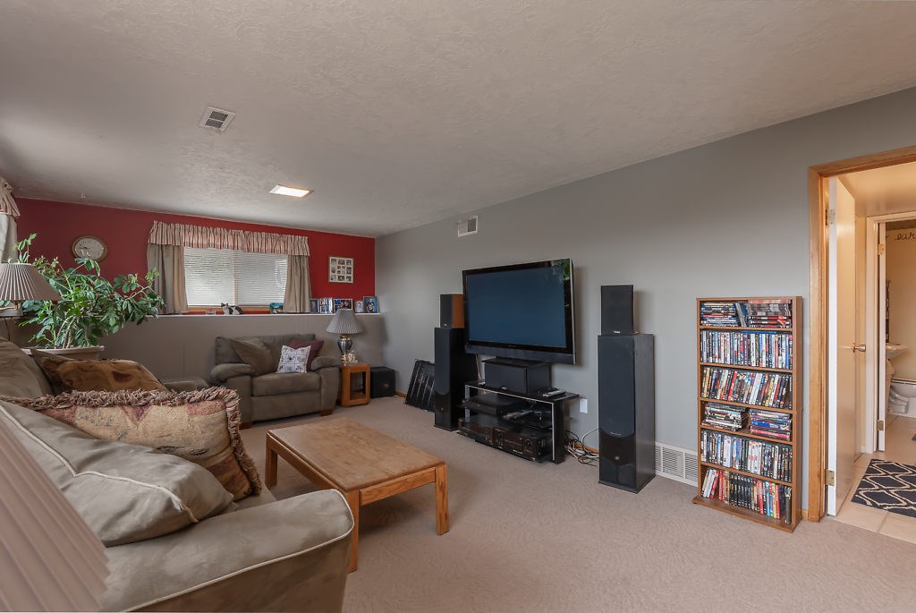 8507 North Northview Road Spokane, WA 99208 - Photo 8 of 20