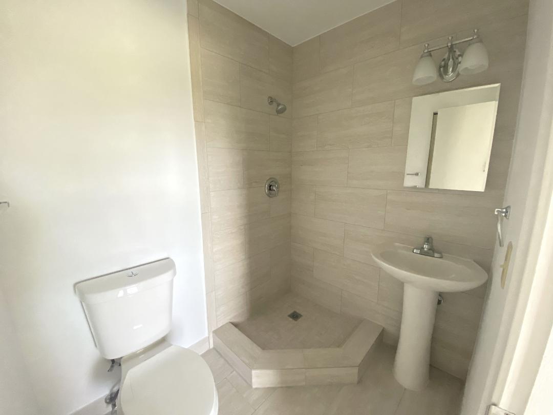 2731 Southwest 15th Street, Unit 203 Delray Beach, FL 33445 - Photo 13 of 15 Guest bathroom