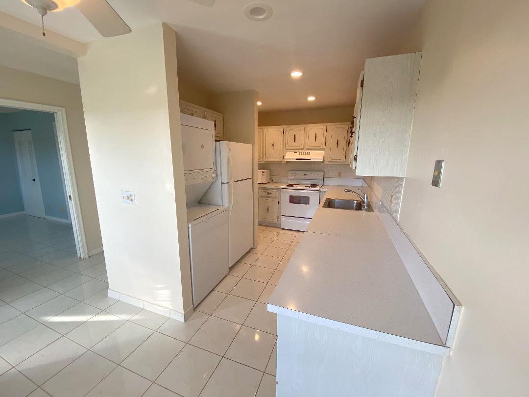 2731 Southwest 15th Street, Unit 203 Delray Beach, FL 33445 - Photo 5 of 15 dip1