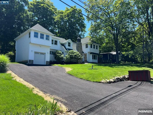 $1,200,000 | 193 East Shore Trail, Sparta, NJ 07871