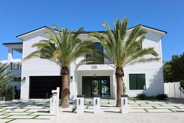 $5,950,000 | 258 Caribbean Drive, Key Largo, FL 33037