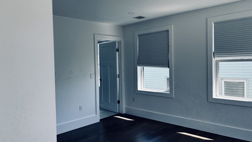 10 Spring Garden Street, Unit 3 Boston, MA 02125 - Photo 8 of 22