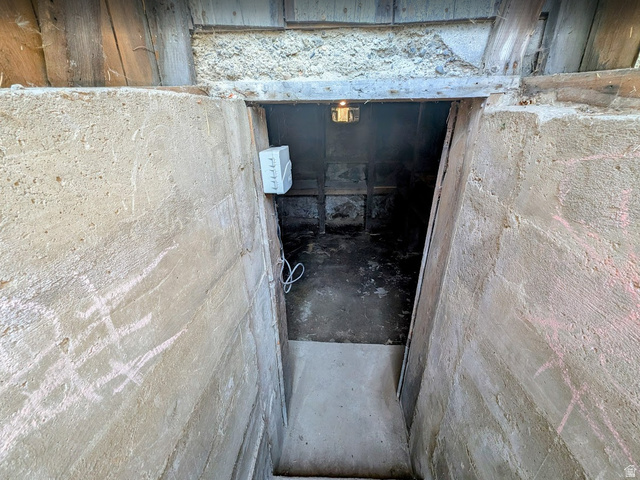 269 East 200 North Springville, UT 84663 - Photo 36 of 57 Root celler
