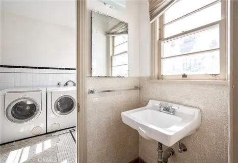 $875,000 | 1331 South Beacon Street, San Pedro, CA 90731