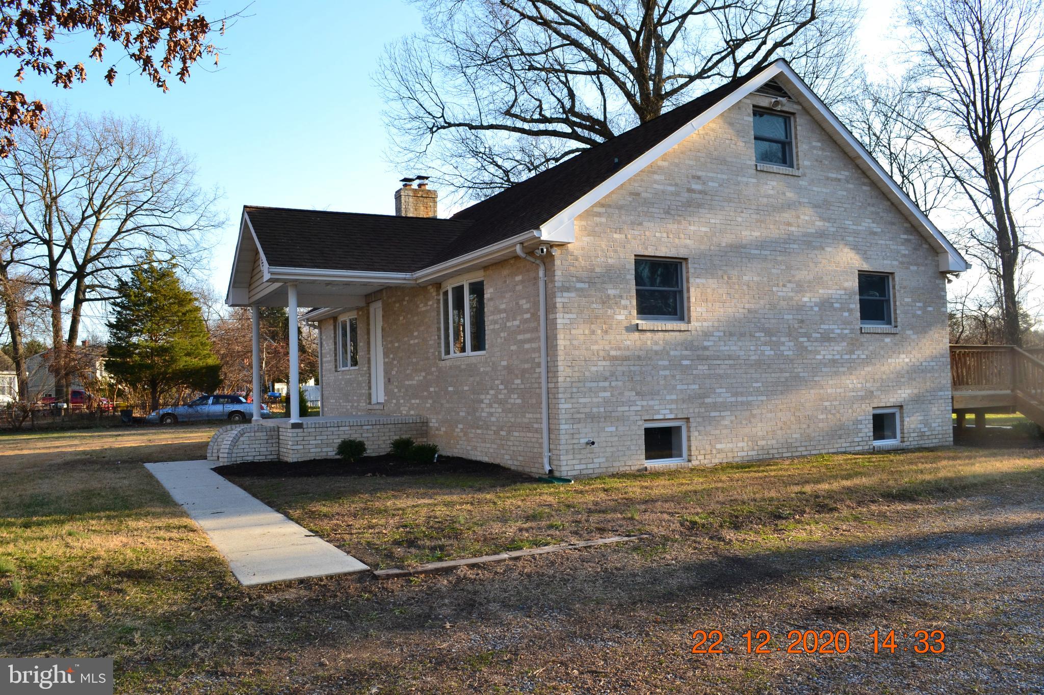 7786 West Shore Road Pasadena, MD 21122 - Photo 2 of 51 Beautiful Brick