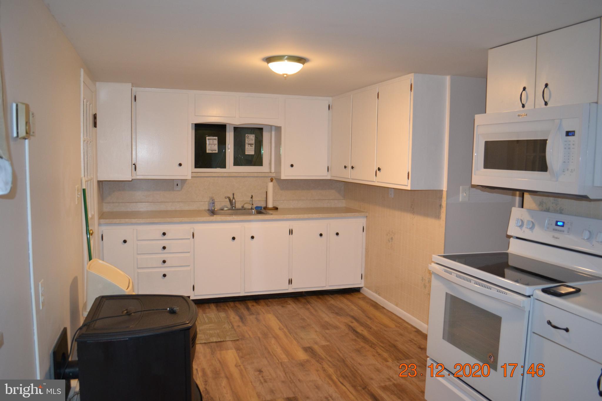 7786 West Shore Road Pasadena, MD 21122 - Photo 44 of 51 Kitchen