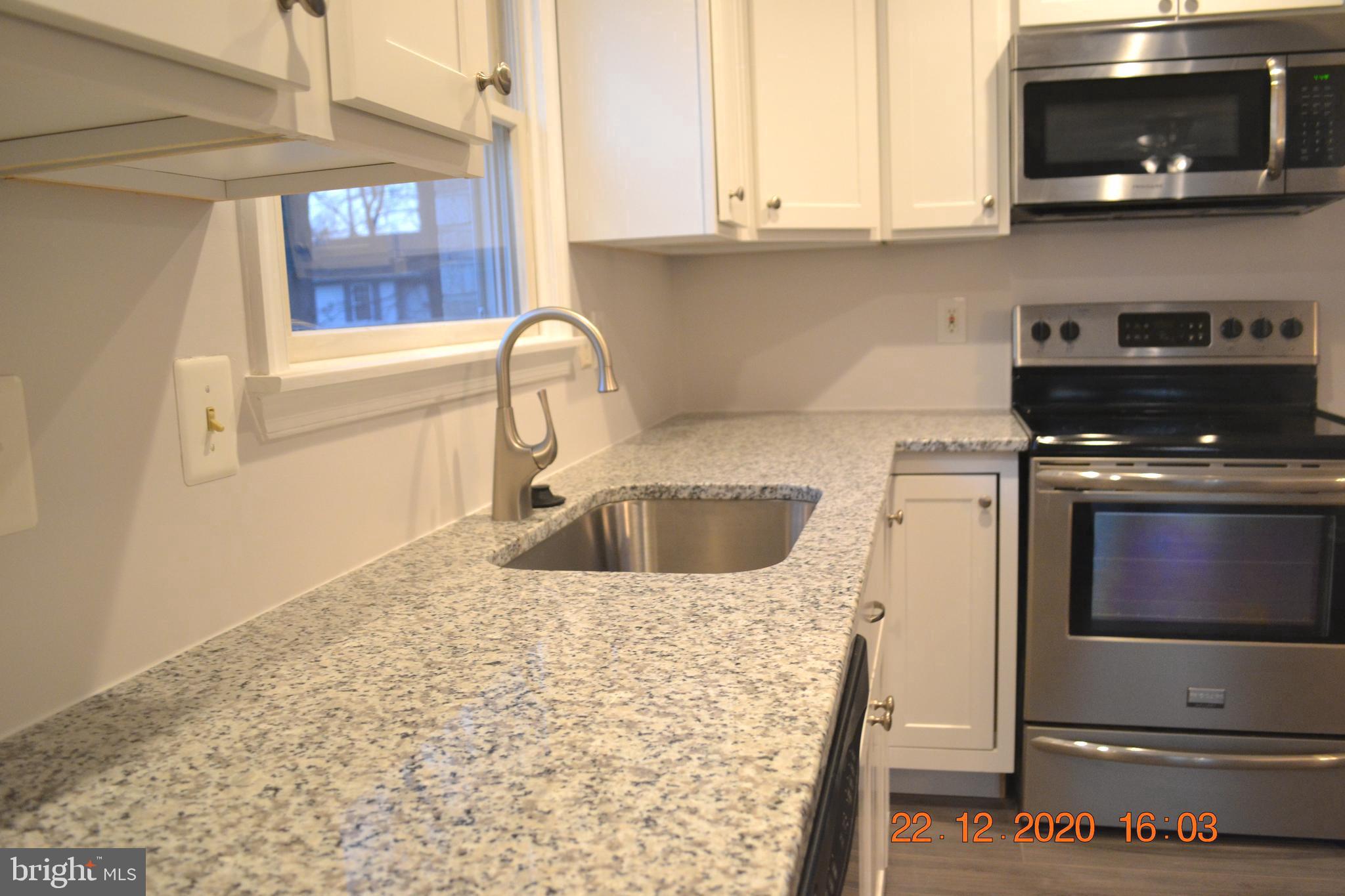7786 West Shore Road Pasadena, MD 21122 - Photo 8 of 51 Gallery Image 8