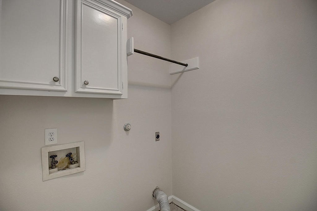 5101 Cavendish Drive Corpus Christi, TX 78413 - Photo 23 of 40 a view of an empty room