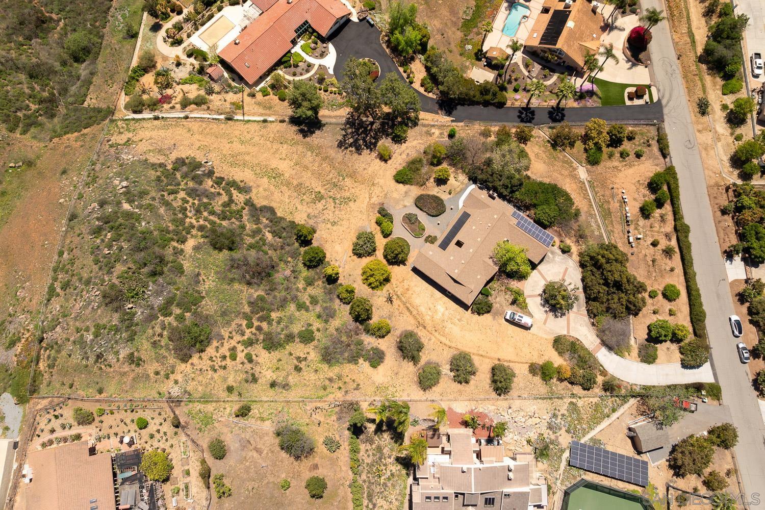 4025 Camino Alegre La Mesa, CA 91941 - Photo 7 of 8