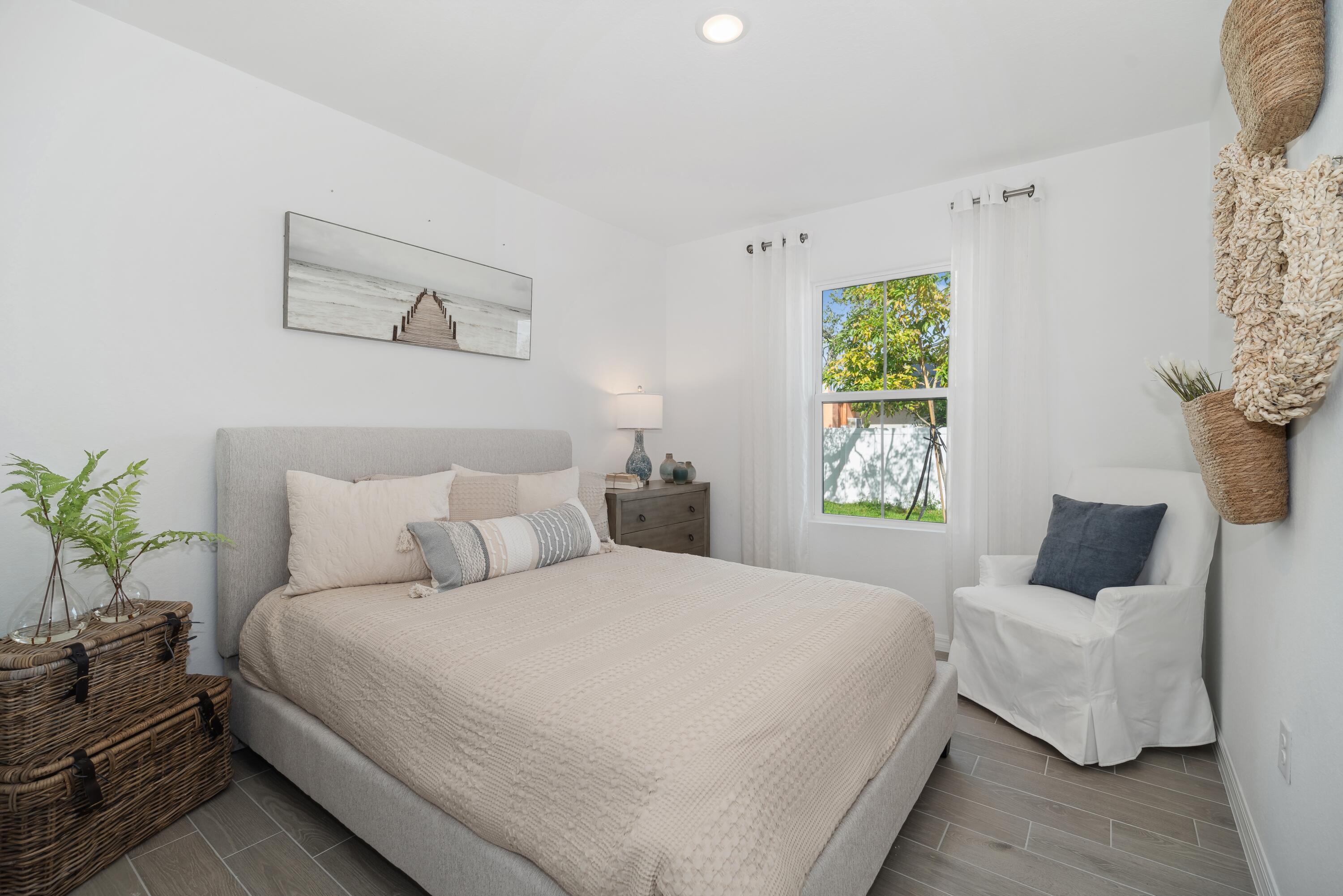 1665 Wyoming Drive Southeast, Unit 100 Palm Bay, FL 32909 - Photo 6 of 29 Extra Suite Plus