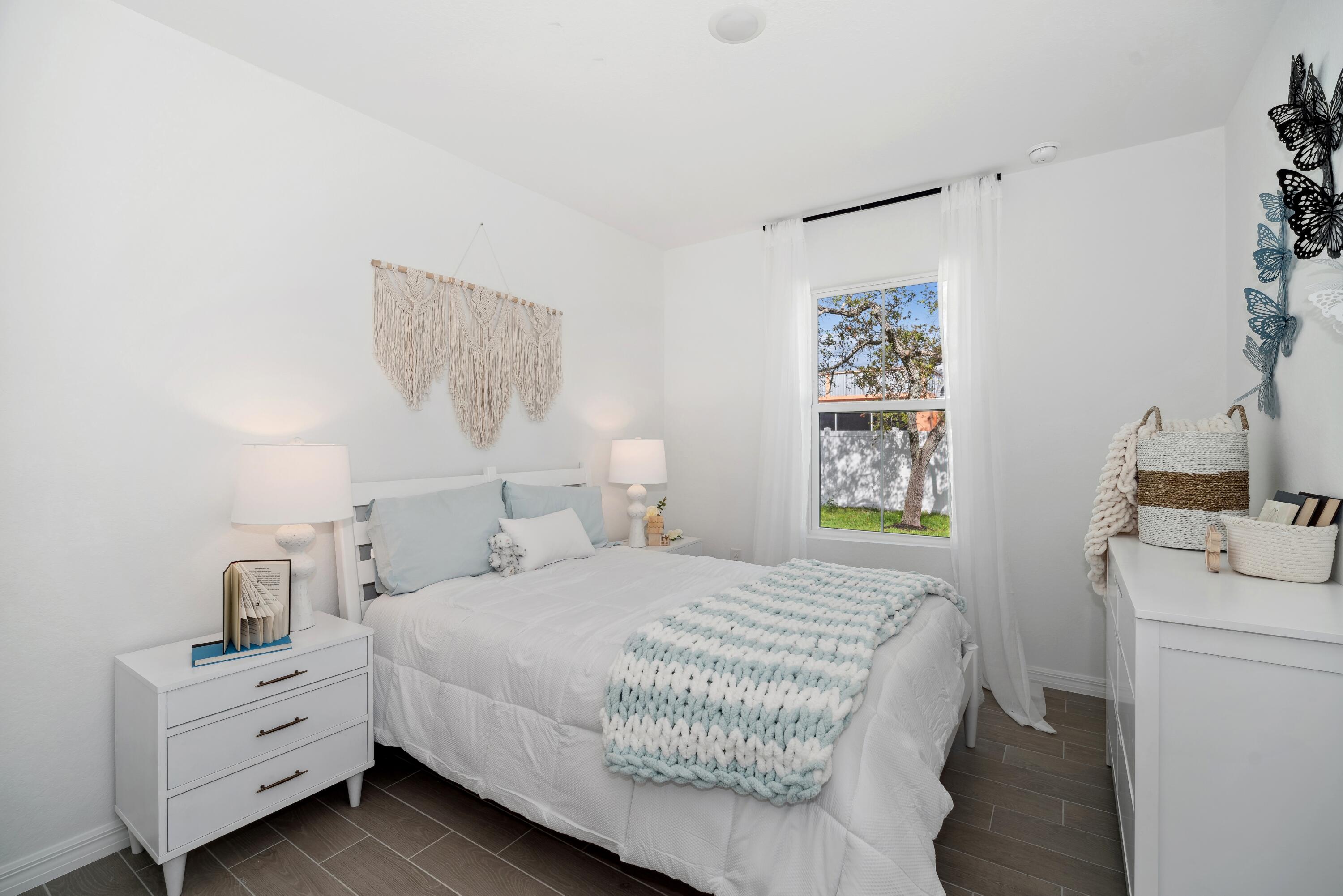 1665 Wyoming Drive Southeast, Unit 100 Palm Bay, FL 32909 - Photo 7 of 29 Bedroom 3