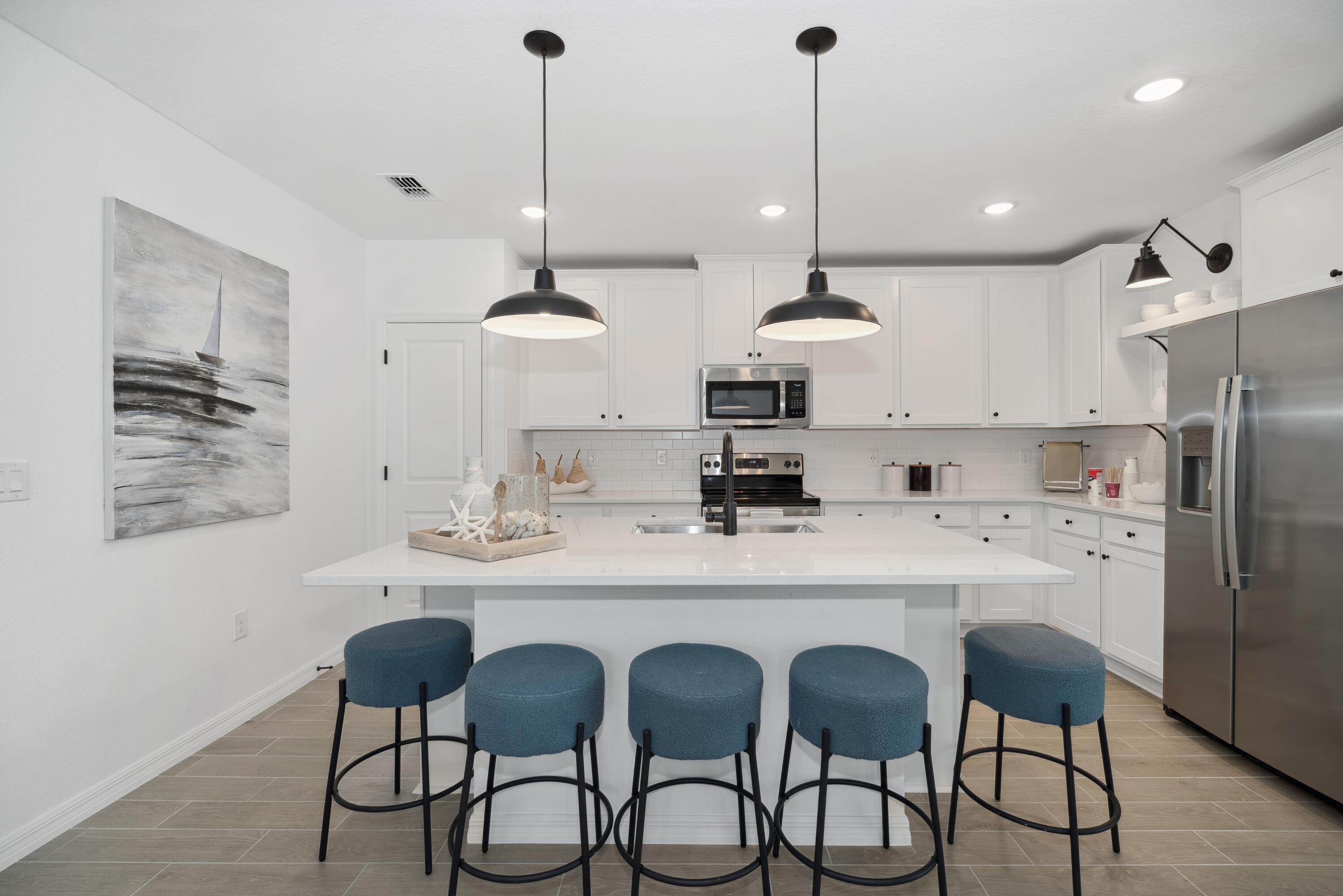 1665 Wyoming Drive Southeast, Unit 100 Palm Bay, FL 32909 - Photo 9 of 29 Kitchen