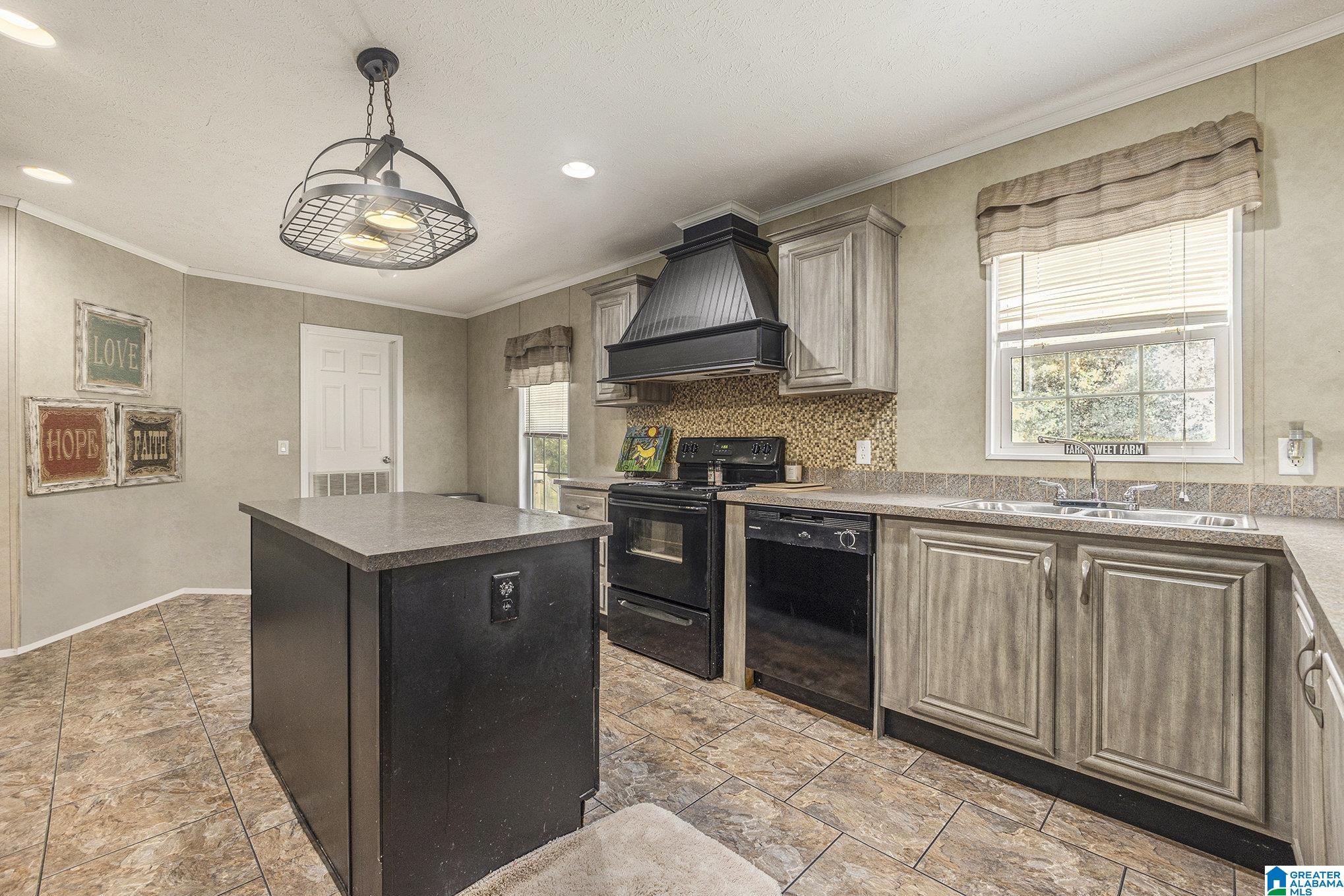1417 Steve Crowder Road Bessemer, AL 35023 - Photo 18 of 27