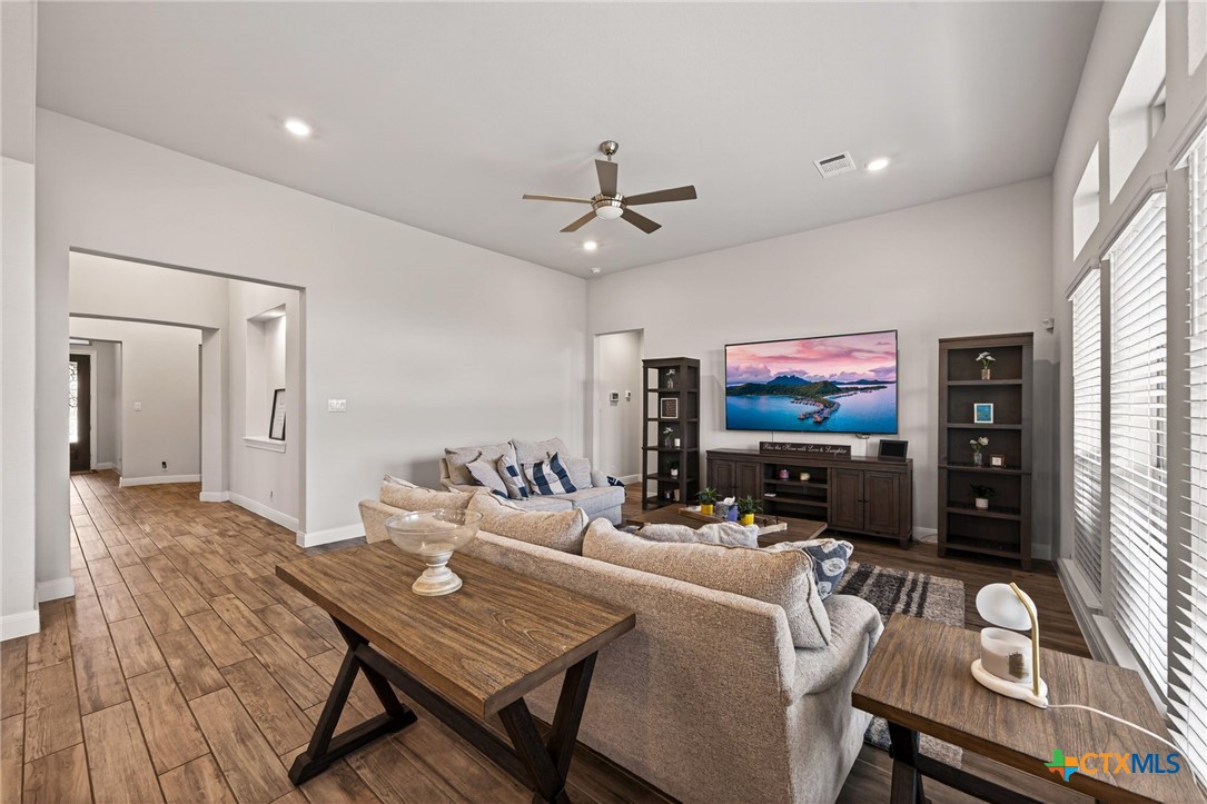 361 Misty Sails Cibolo, TX 78108 - Photo 17 of 48