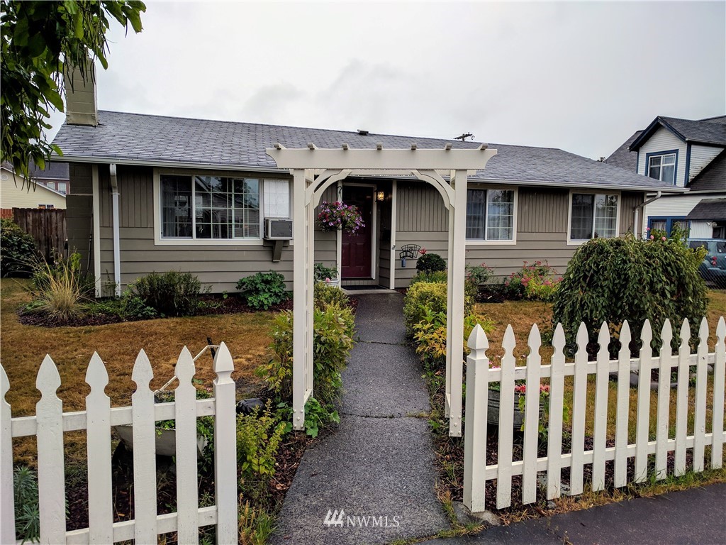 141 Southwest 5th Street Chehalis, WA 98532 - Photo 1 of 23 Gallery Image 1