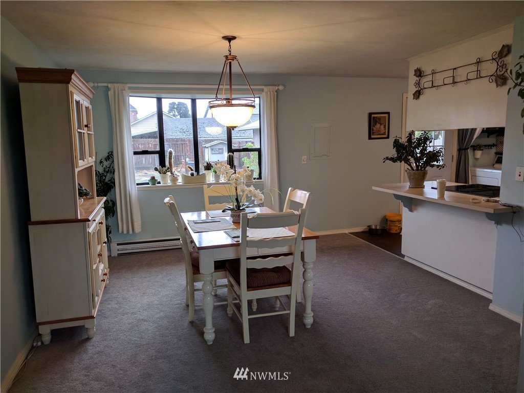 141 Southwest 5th Street Chehalis, WA 98532 - Photo 5 of 23 Gallery Image 5