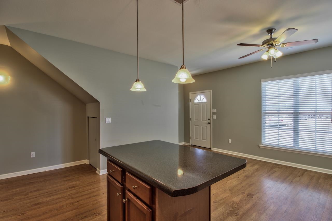 1986 Ann Arbor Avenue, Unit 8S Tallahassee, FL 32304 - Photo 13 of 34