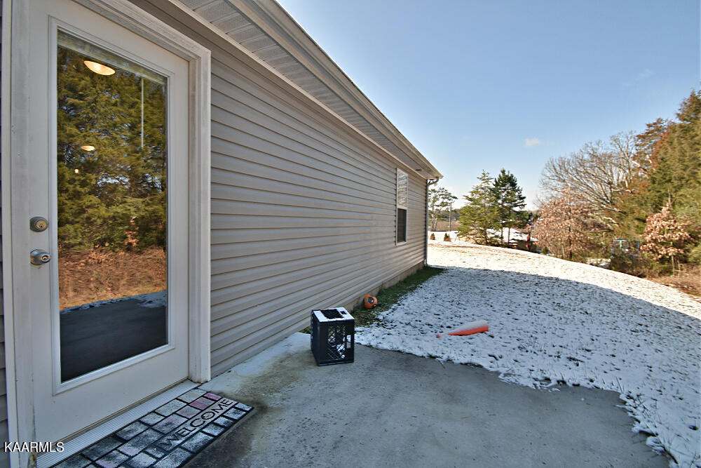 5133 Cedar Knoll Lane Corryton, TN 37721 - Photo 19 of 21 DSC_4667
