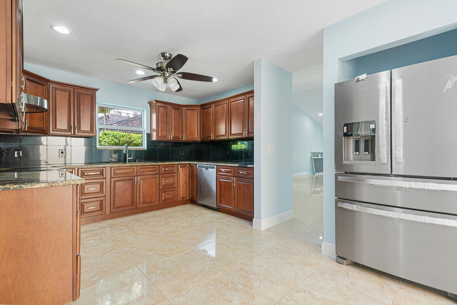 9767 Erica Court Boca Raton, FL 33496 - Photo 5 of 24 9767 Erica Ct-large-002-002-Justin Lawre