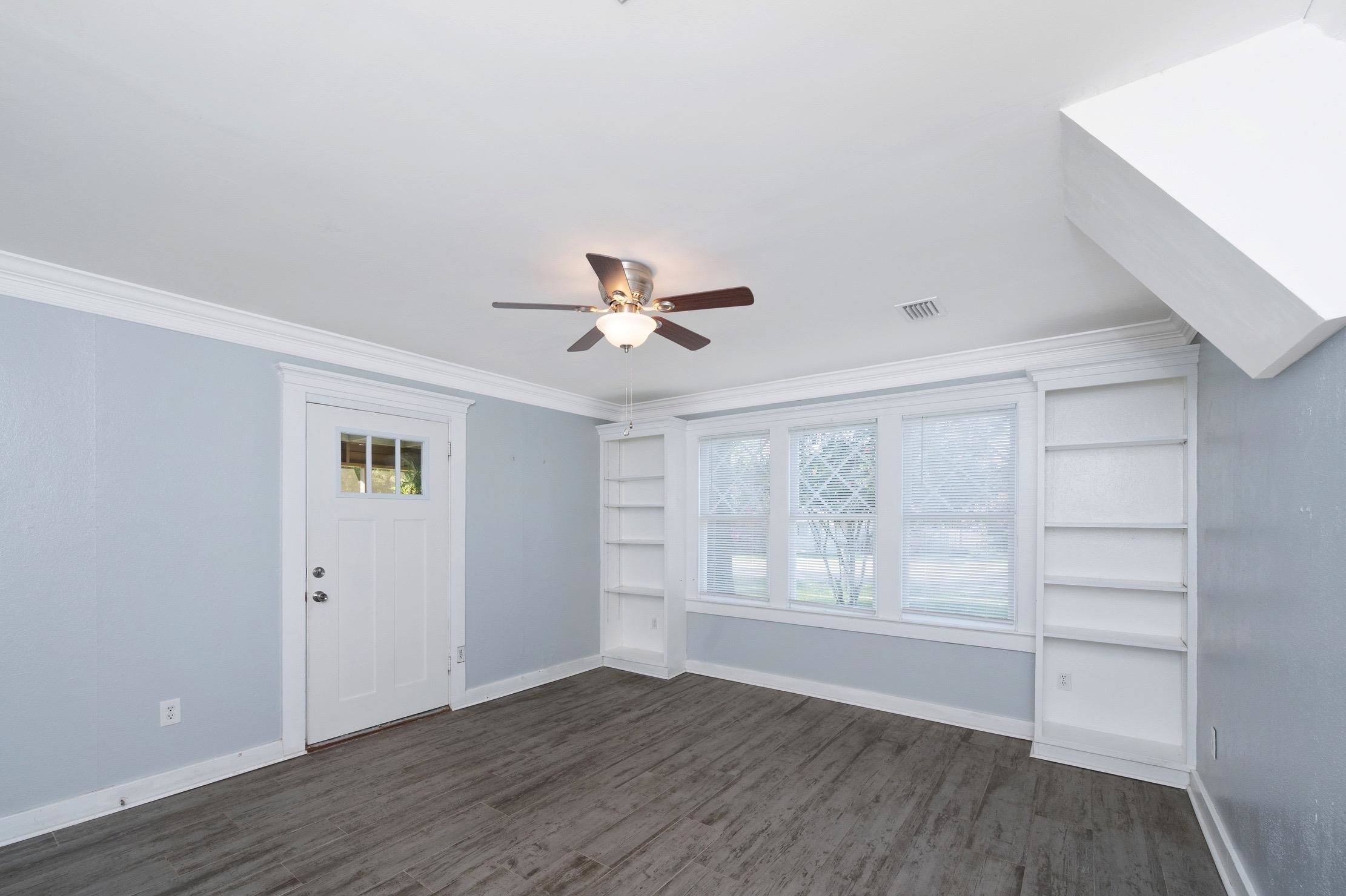 205 West Magnolia Avenue Foley, AL 36535 - Photo 6 of 25