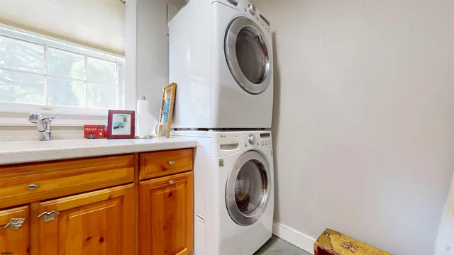 $1,390,000 | 1 Mill Lane, Linwood, NJ 08221