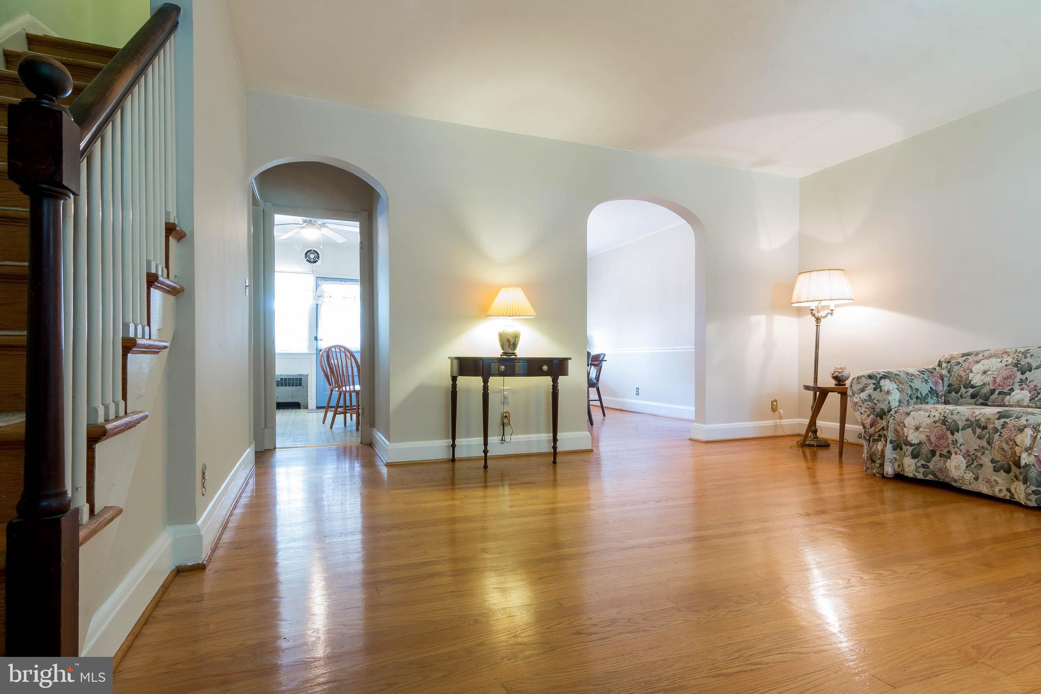 417 Dumbarton Road Baltimore, MD 21212 - Photo 2 of 34