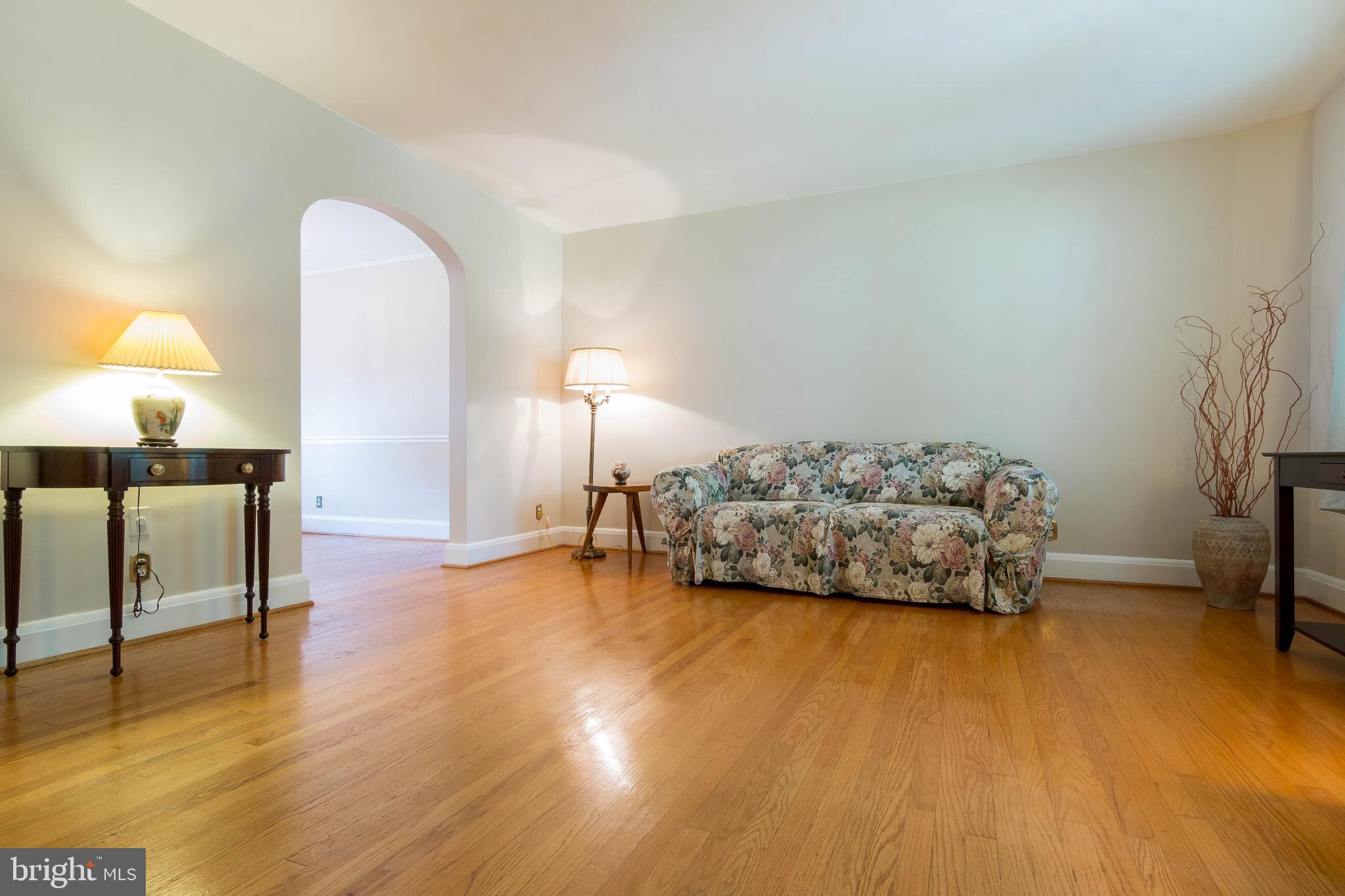 417 Dumbarton Road Baltimore, MD 21212 - Photo 8 of 34