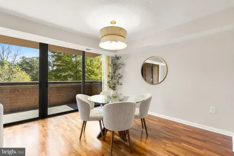 $390,000 | 2230 George C Marshall Drive, Unit 306, Falls Church, VA 22043