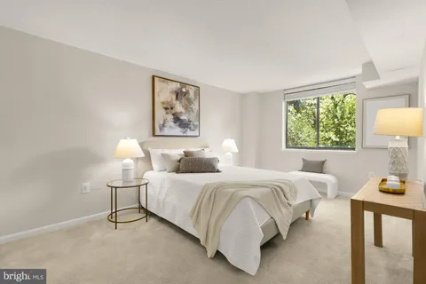 $390,000 | 2230 George C Marshall Drive, Unit 306, Falls Church, VA 22043