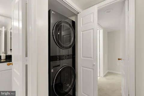 $390,000 | 2230 George C Marshall Drive, Unit 306, Falls Church, VA 22043