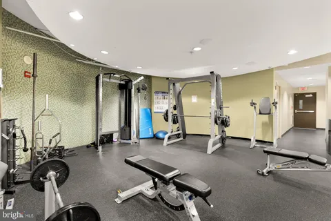 $390,000 | 2230 George C Marshall Drive, Unit 306, Falls Church, VA 22043