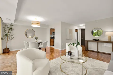 $390,000 | 2230 George C Marshall Drive, Unit 306, Falls Church, VA 22043