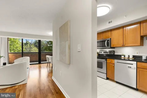 $390,000 | 2230 George C Marshall Drive, Unit 306, Falls Church, VA 22043