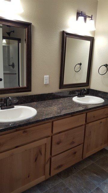 220 Southeast Yorktown Road Grants Pass, OR 97527 - Photo 10 of 16 Additional Photo