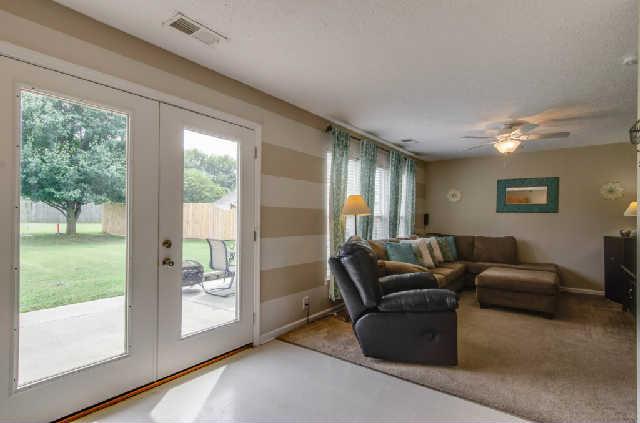416 Creekside Lane Spring Hill, TN 37174 - Photo 6 of 14 View of great room